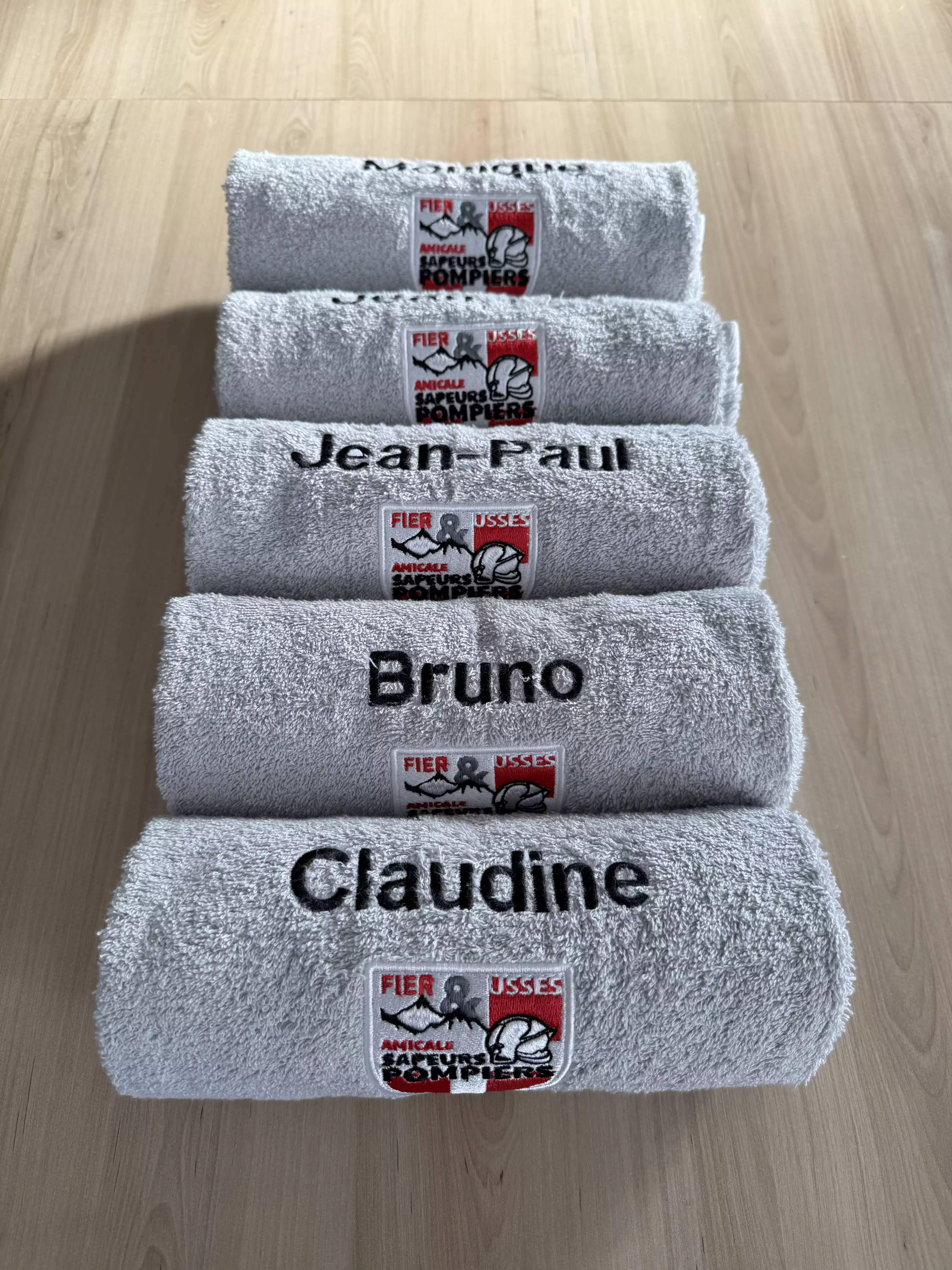 Broderie serviettes pour Sapeurs Pompiers